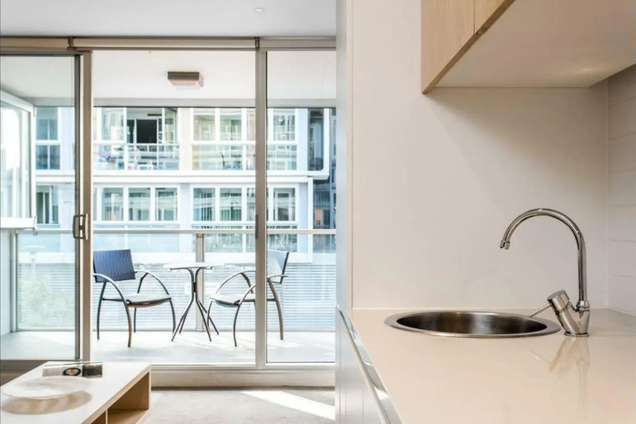 Hi 5 Stars Luxury Adelaide City Apartment 0*,